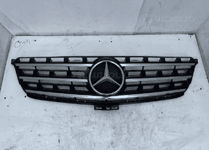 Mercedes ml 166 W166 grill atrapa chłodnicy A1668800123 1