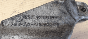 Łapa wspornik silnika BMW 3 E91 3.0D 6760320 6