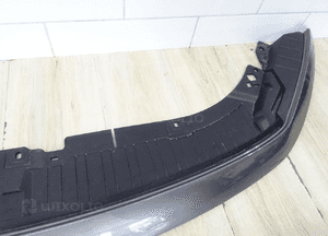Mercedes W243 H243 eqb eqa maskownica góra pasa zderzaka A2438851401 8