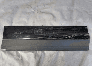 Listwa drzwi prawa prawy tył Porsche Cayenne 2 II 7P5839788 1
