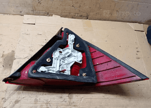 Lampa lewy tył tylna lewa Ford Mondeo MK3 1S71-13405-A 5