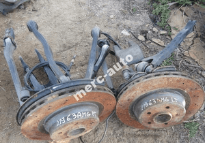 MERCEDES CLS 219 / E 211 6,3 AMG PIASTA tył lewa 1