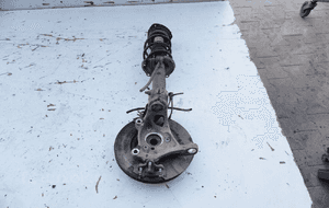 Mcperson zwrotnica prawy przód volkswagen passat B8 1.6 tdi