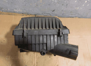Obudowa filtra powietrza renault master ii 2,5 dci 8200505567 2