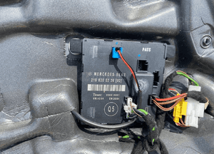 Mercedes cls W219 219 drzwi tył tylne lewe kompletne 14