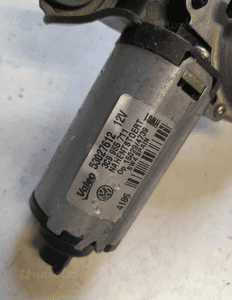 Silniczek wycieraczek tył 3C9.955.711  VW Passat B6 kombi 2