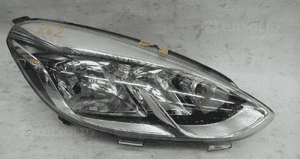 FORD FIESTA MK8 BDB LAMPA PRZEDNIA PRAWA 1