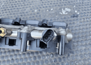 Kolektor Ssacy 06E133109K 06E133110K Lewy Prawy Klapy Nastawnik Czujnik Listwa Wtryskowa 3.2 FSI V6 AUK Audi A4 B7 A6 C6 11