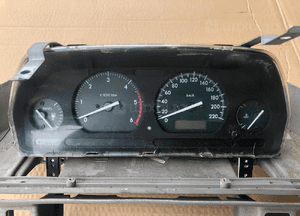 Licznik europa wersja europejska YAC000670 Land Rover Freelander 2.0 Td4 2000-03 1