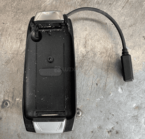 mercedes uchwyt na telefon słuchawka s c cl clk ml  2048203951 iphone 1