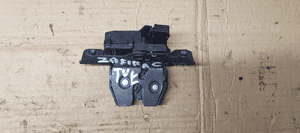 Zamek klapy bagażnika Opel Zafira C 13587646 4