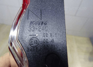TOYOTA CAMRY IX SEDAN LAMPA TYLNA prawa LED 2018 33-240 9
