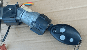 Citroen C5 I II  stacyjka kluczyk 2