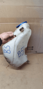 Zbiorniczek spryskiwaczy VW Passat B5 3B0955453N 4