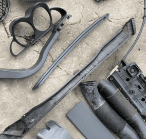 MERCEDES SL 230 cabrio boczek bagaznika tapicerka osłona plastik pasa podłoga klapa słupek 18