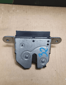 ZAMEK KLAPY BAGAŻNIKA FIAT GRANDE PUNTO Opel Corsa d 55701971 4