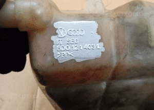 Zbiorniczek wyrównawczy płynu chłodniczego Audi A4 B5 FL 8D0121407L 6