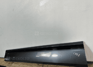 Listwa drzwi przod przednia lewa audi Q8 4M8 4M8853059D cala 3