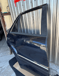 MERCEDES ML 164 drzwi prawe lewe lakier 359 2