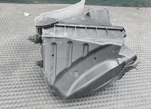 Obudowa Filtra 06B133837AG 06B133837P Powietrza Pokrywa 2.0 ALT Audi A4 B6 B7 VW 36