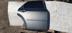 Chrysler 300C drzwi prawy tyl kompletne kombi 1