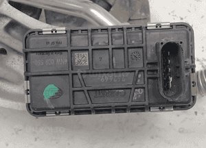 Land rover discovery iv L319 jaguar xj X351 xf X250 turbosprężarka turbina turbo 5