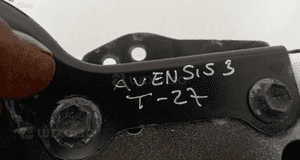 TOYOTA AVENSIS III T27 wzmocnienie czołowe pas przedni 3