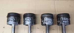 Tłok silnika Ford Focus MK3 1.6 TDCI D4162T 2