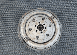 Sprzegło 06B105317 C Automat Kolo Zamachowe Dwumasa 1.8 T 2.0 FSI ALT Audi A4 B6 B7 VW 9