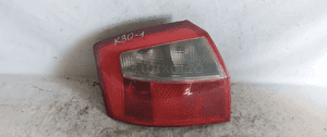 Tyl tylna lampa lewa audi A4 B6 sedan 1