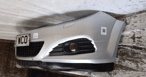Zderzak przód przedni do opel astra h 3 iii gtc Z157 srebrny halogeny 3