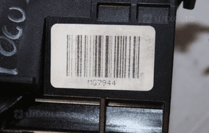 Przełącznik zespolony pod kierownicę FORD FOCUS MK3  BV6T-13N064-AG 4