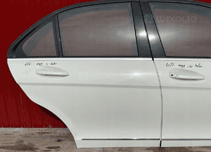 Mercedes W204 08-11 drzwi 650 prawy tył oryginał w kolor 2
