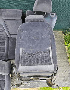 Fotele Fotel Siedzenie Kanapa Oparcie Welur VW Golf IV 4 5D Komplet 13