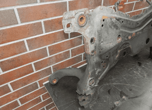 Sanki Belka Zawieszenia Przód Przednia Mazda V 5 I CR 8