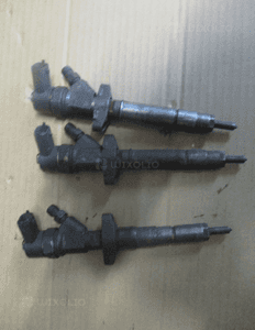 WTRYSKIWACZ RENAULT MASTER II 0445110063 2.2 DCI 2