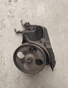 POMPA WSPOMAGANIA + ZBIORNICZEK  PEUGEOT 206 1