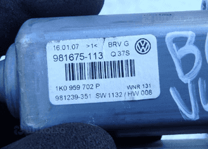 Silniczek  szyby vw passat 1K0959702P radom 2
