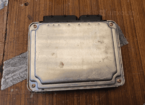 Komputer 8E0907551B 0261207473 Moduł Sterownik Silnika Silnik 3.0 V6 ASN Audi A4 B6 4