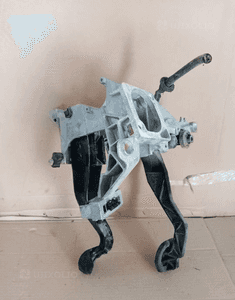 Pedały pedał hamulca sprzęgła Audi A6 C5 8D1721117D 2