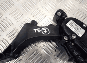 PEDAŁ GAZU TRANSPORTER T5 2.5 TDI 7H1721503F RADOM 2