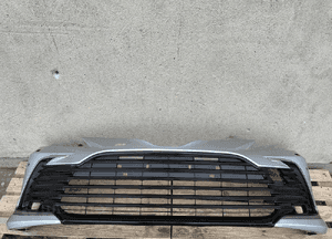 Zderzak przód przedni toyota camry viii 8 XV70 lift fl 2021-  kratka 1