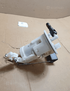 Honda CBR 600RR (2007 - 2008) PC40 Pompa paliwa 292020 0160 5