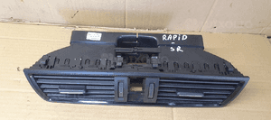 Kratka nawiewu środkowa Skoda Rapid 5JA820951A 2