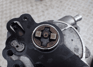 Pompa vacum 03G145209C audi 2,0 tdi bmn radom 3