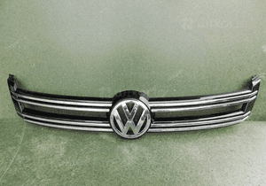 Atrapa grill vw tiguan lift 5N0 10-
