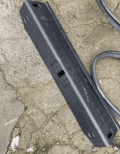 MERCEDES cl 216 czarna tapicerka bagażnika boczek plastik uszczelka osłona 11