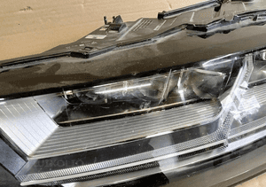 Lampa lewa reflektor audi Q7 4M matrix full led 2015-2019R 6