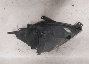 Przod przednia lampa lewa ford fiesta MK6 4