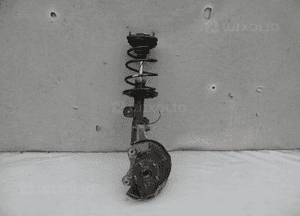 MCPERSON MCPHERSON ZWROTNICA LEWY PRZÓD TOYOTA PRIUS III CT200H 1.8 1